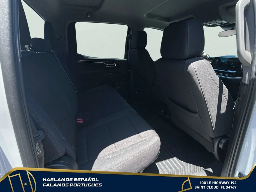 Used 2023 Summit White Chevrolet RST image 29
