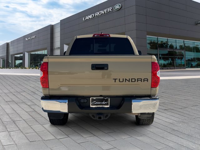 Used 2020  Toyota SR5 image 4