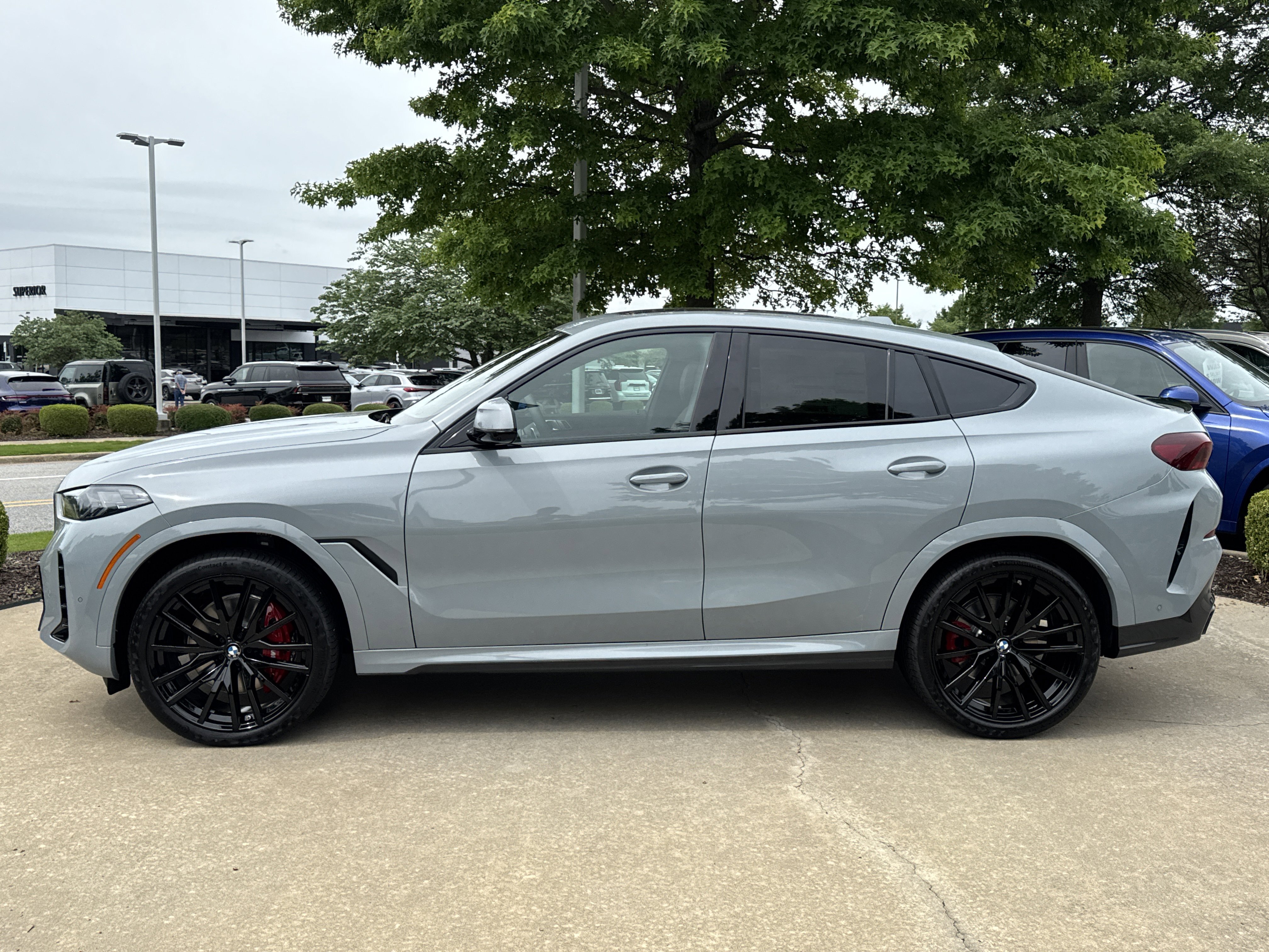 New 2027 0C4P Brooklyn Grey Metallic BMW xDrive40i image 2