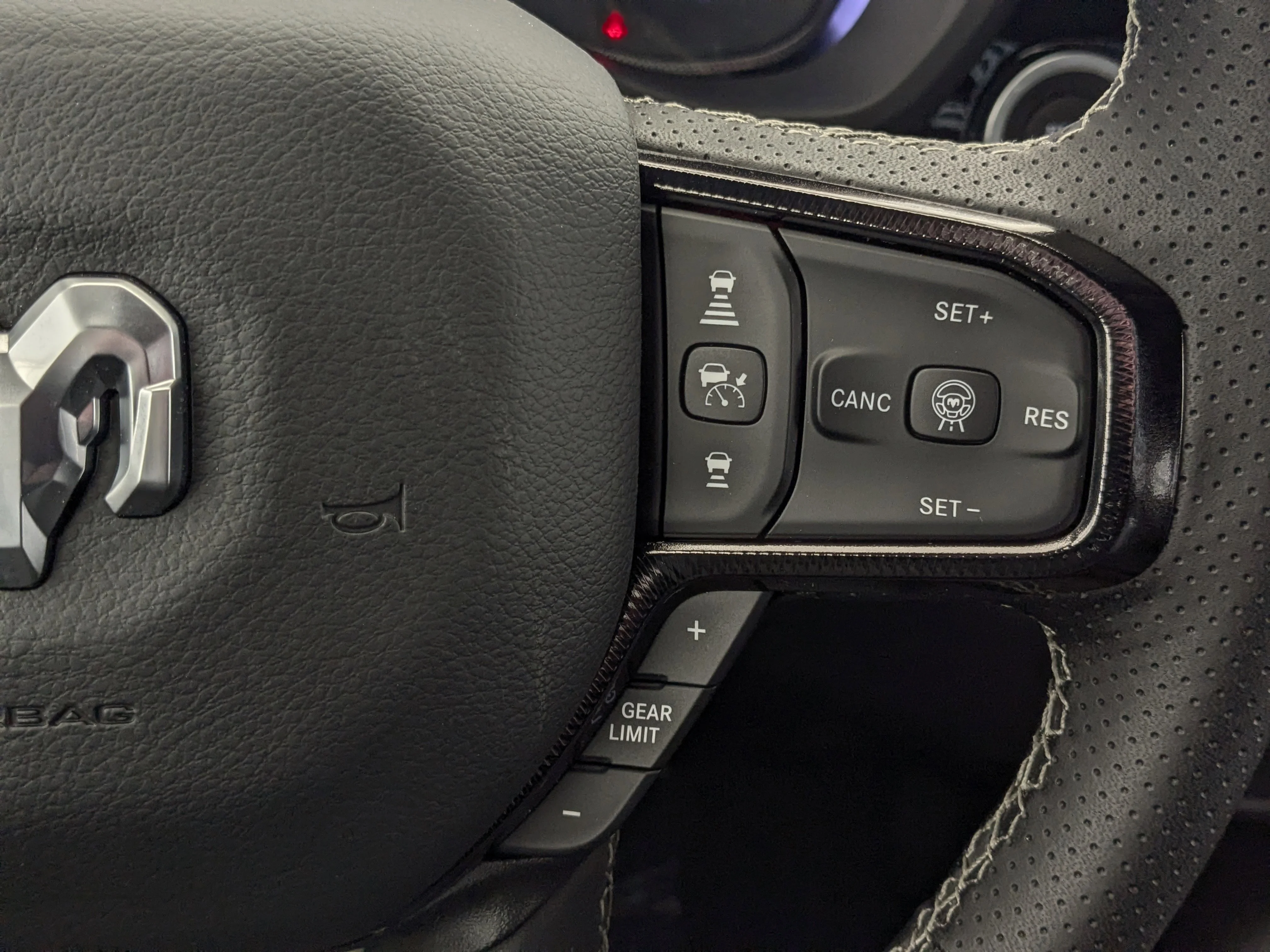 New 2026 White RAM Sport - - Night Edition - Sport Lvl 1 Grp - 5.7L HEMI V8 eTorque - Pano Sunroof & More image 18