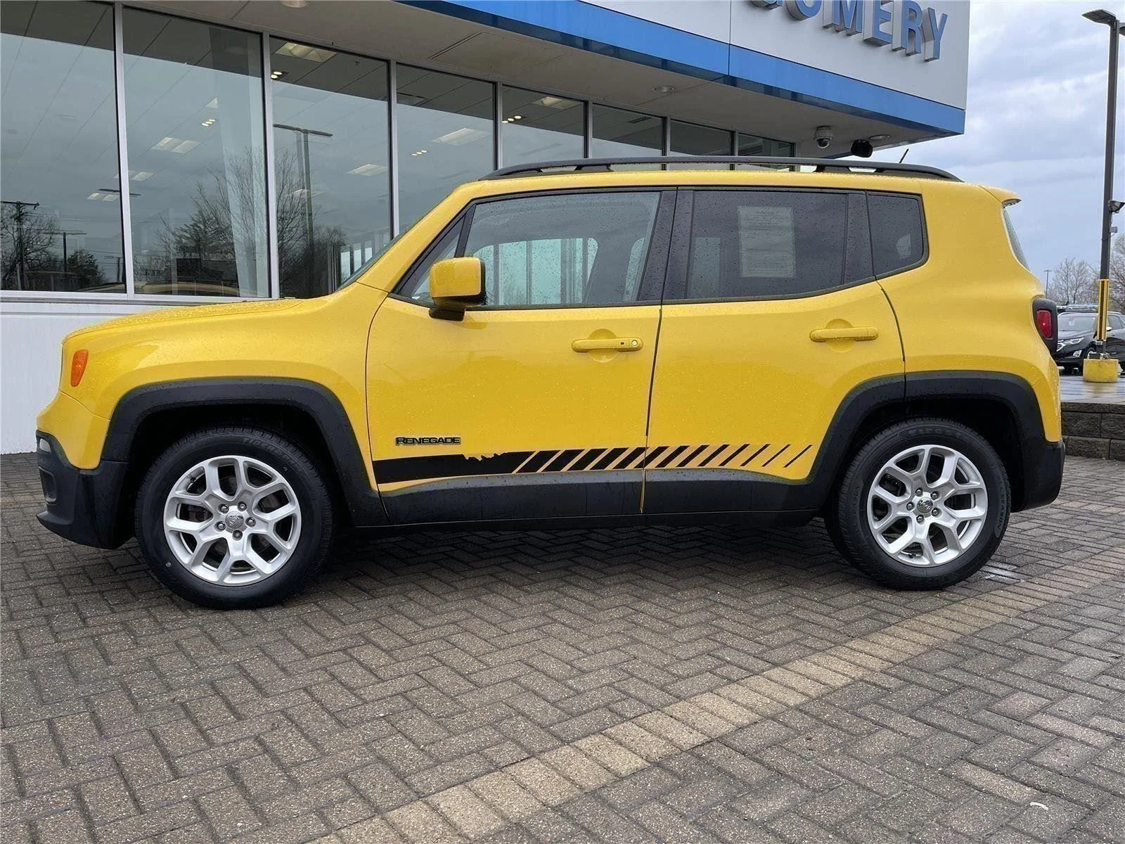 Used 2016 Jeep Renegade Latitude with VIN ZACCJABT1GPE37212 for sale in Peoria, IL