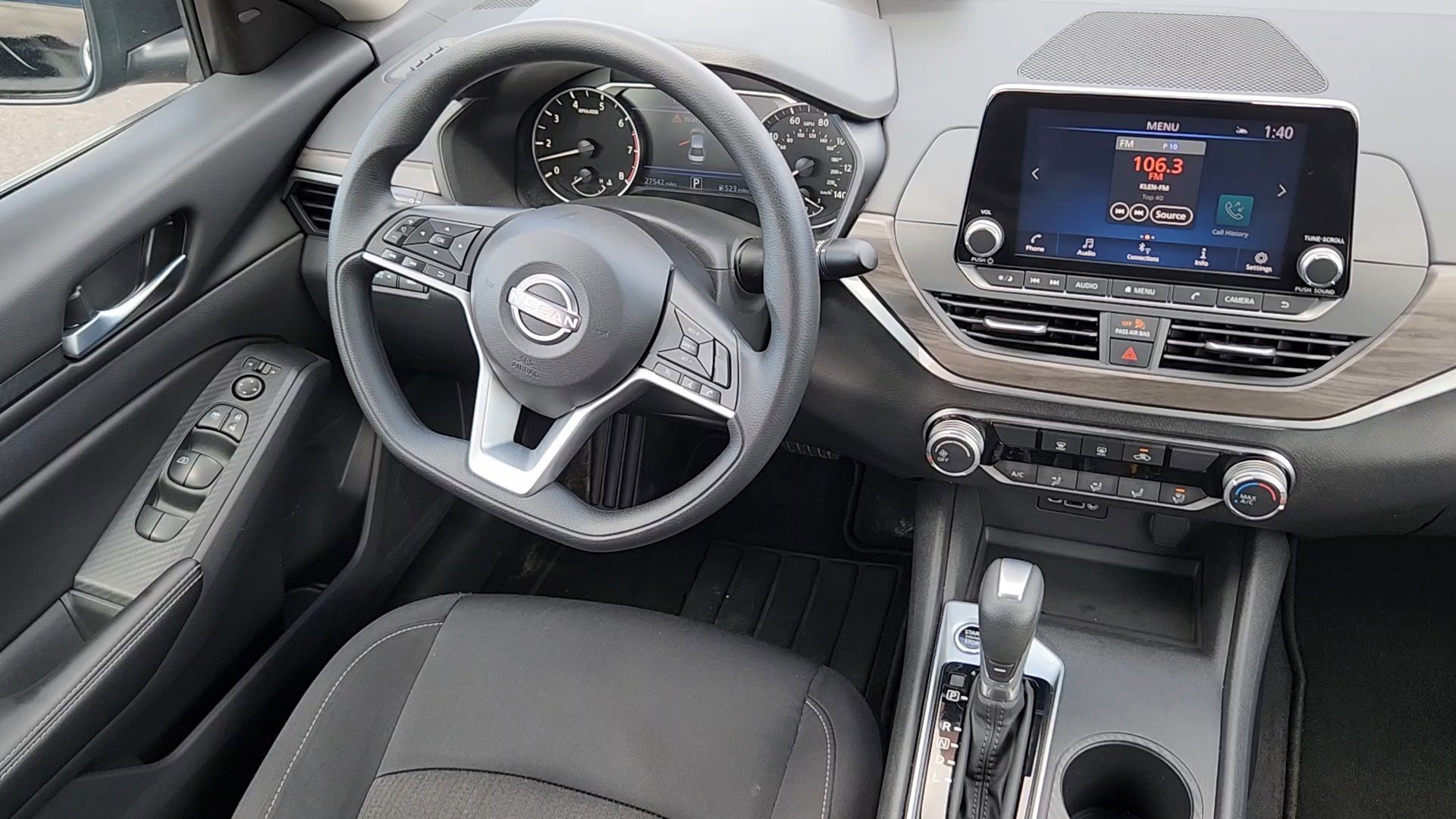 Used 2025 Black Nissan SV image 5