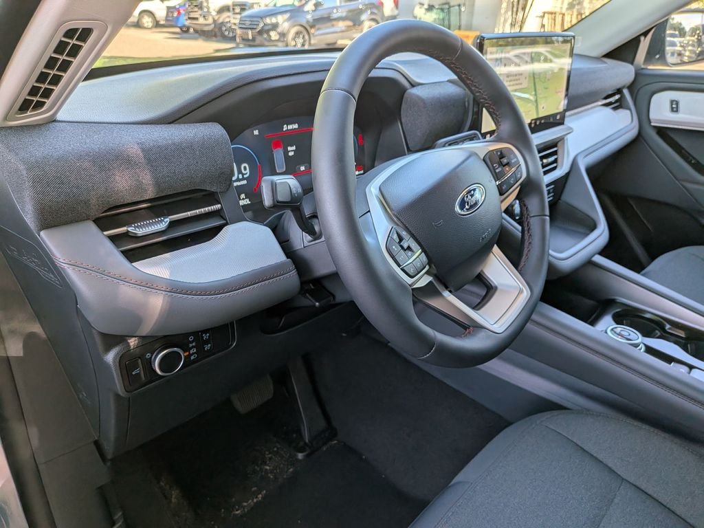 New 2026 Vapor Blue Metallic Ford Active image 37