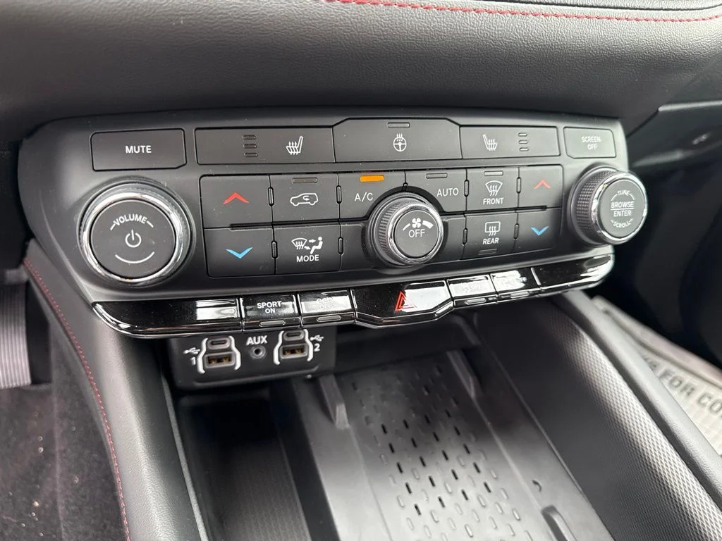 2025 Dodge Durango R/T - Photo 28