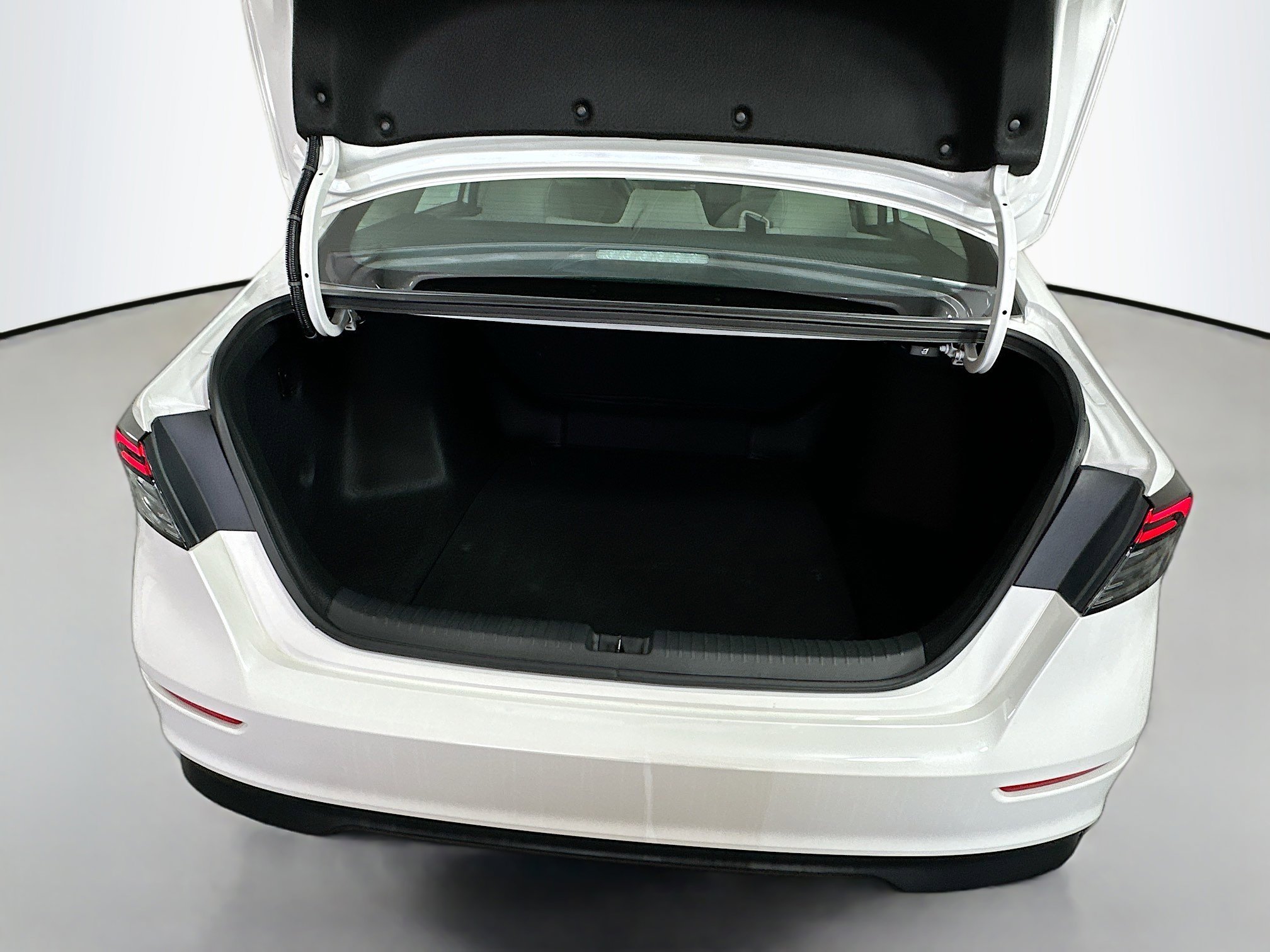 2024 Honda Accord LX - Photo 18