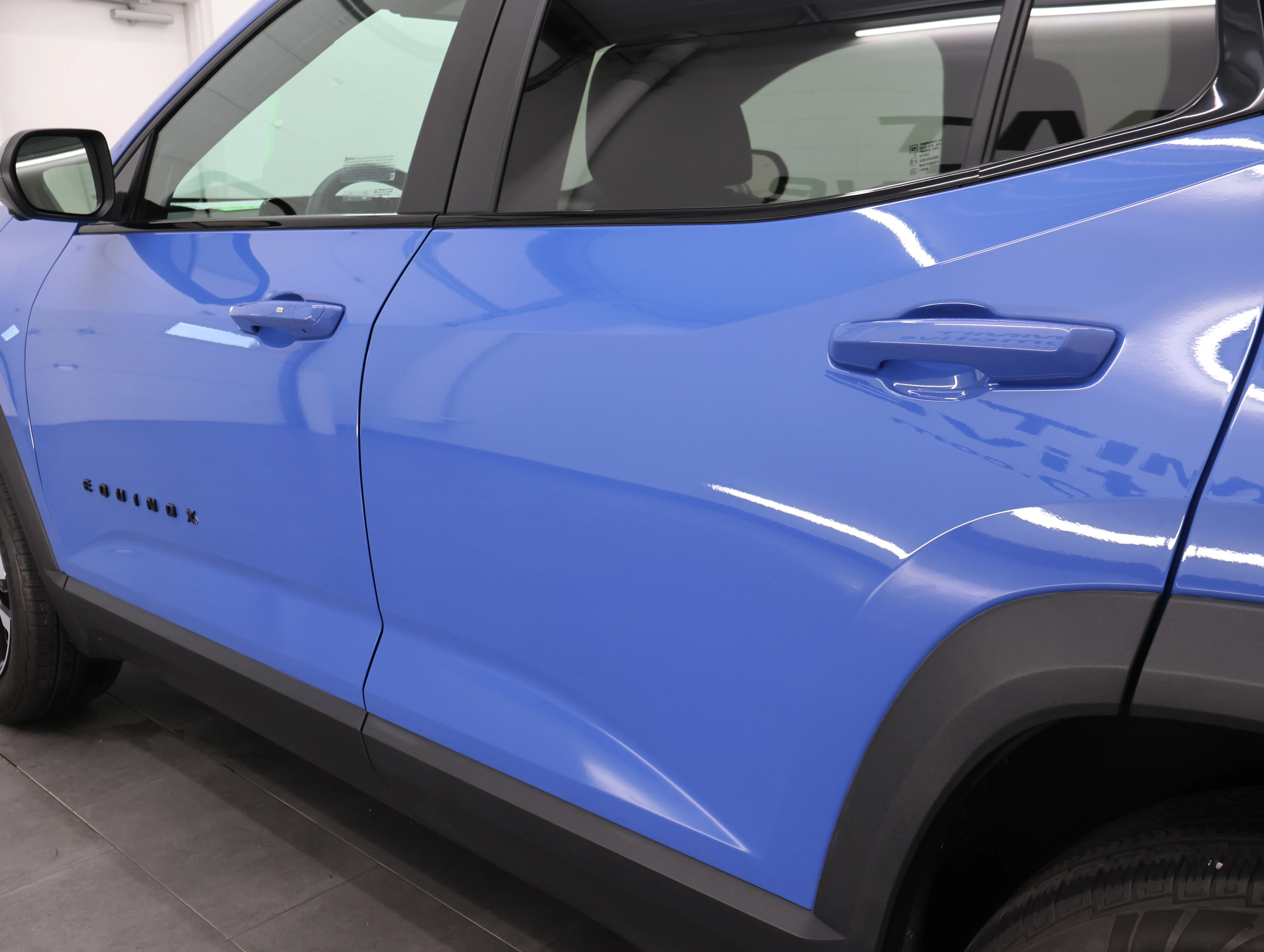 Used 2025 Reef Blue Metallic Chevrolet RS image 37