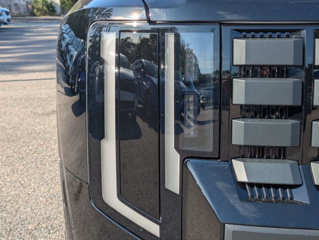 New 2027 Ebony Black Kia X-LINE SX image 9