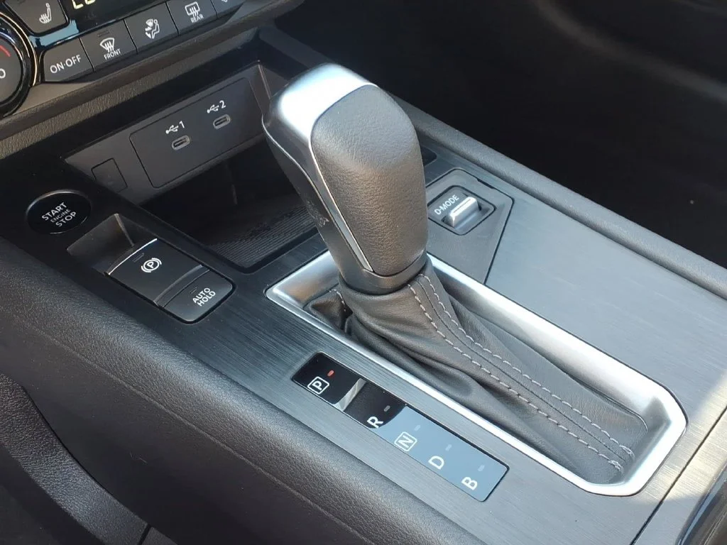 New 2027 Gun Metallic Nissan SV image 20
