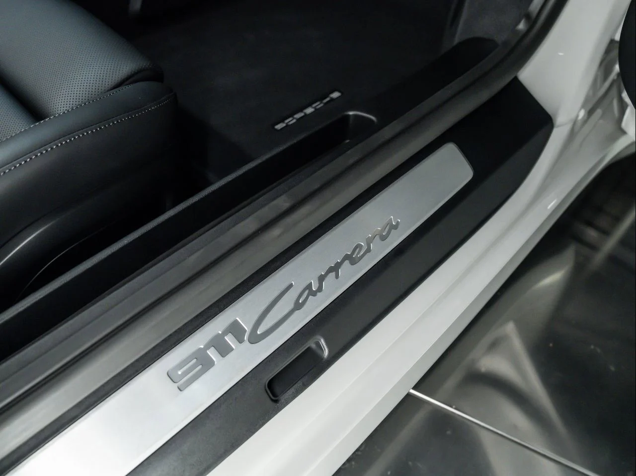 Used 2026  Porsche Carrera image 24