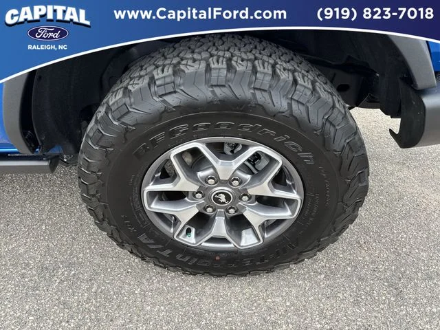 Used 2025 Blue Ford Badlands image 13