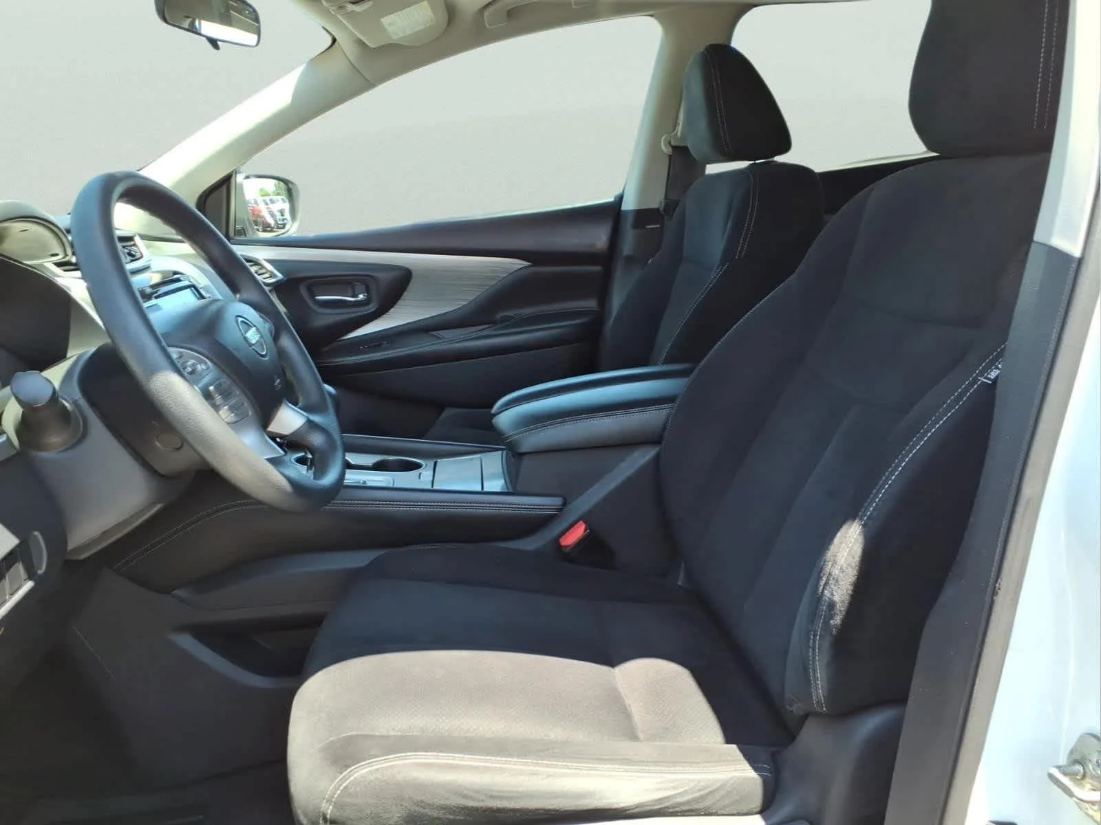 Used 2017 Pearl White Nissan S image 15