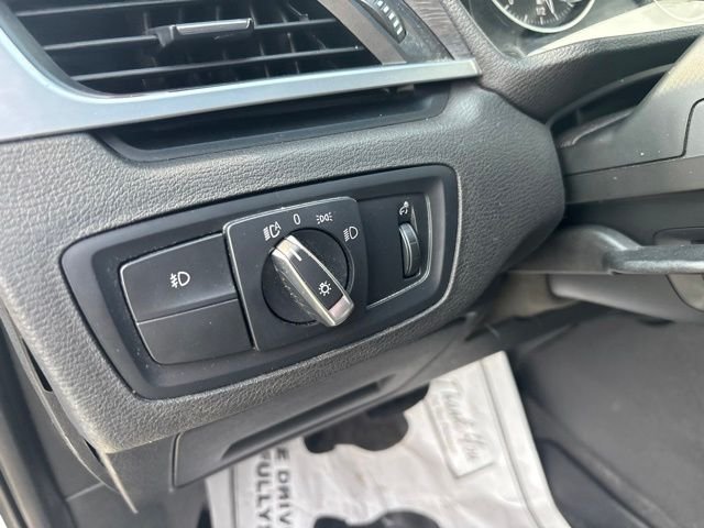 Used 2017 White BMW xDrive28i image 16