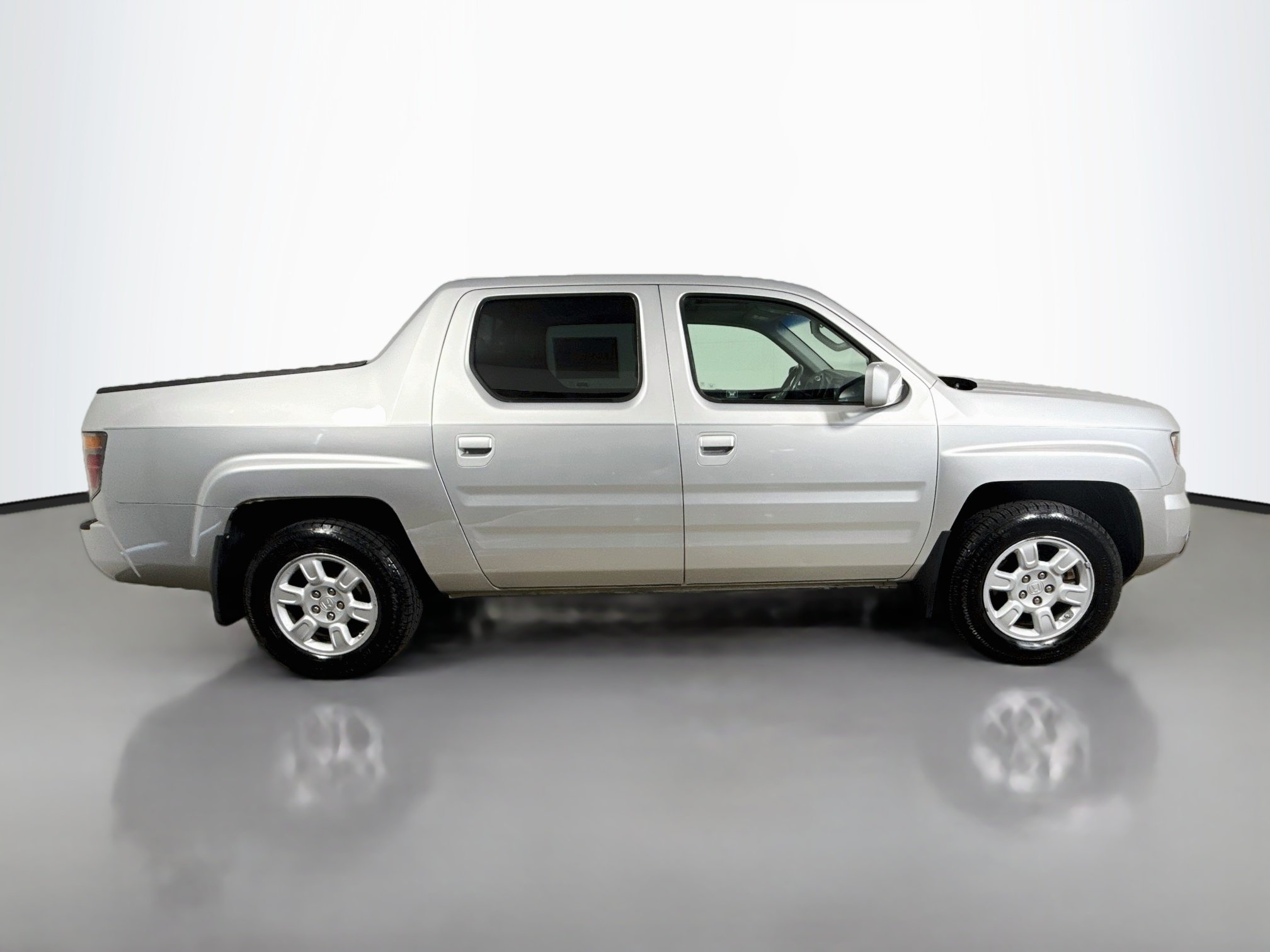 Used 2006 Billet Silver Metallic Honda RTL image 8