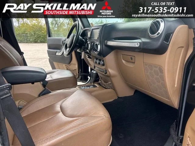 Used 2014 Black Jeep Unlimited Sahara image 19