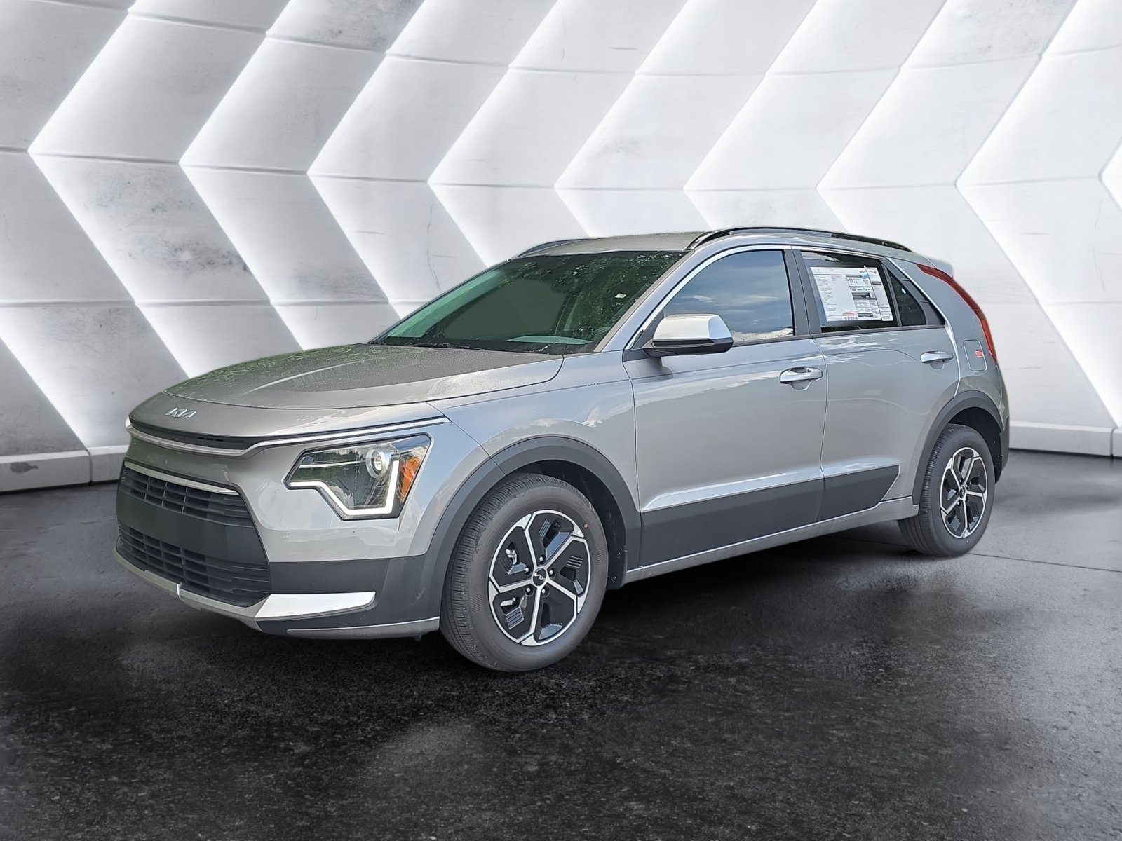 2026 Kia Niro LX HEV's photo