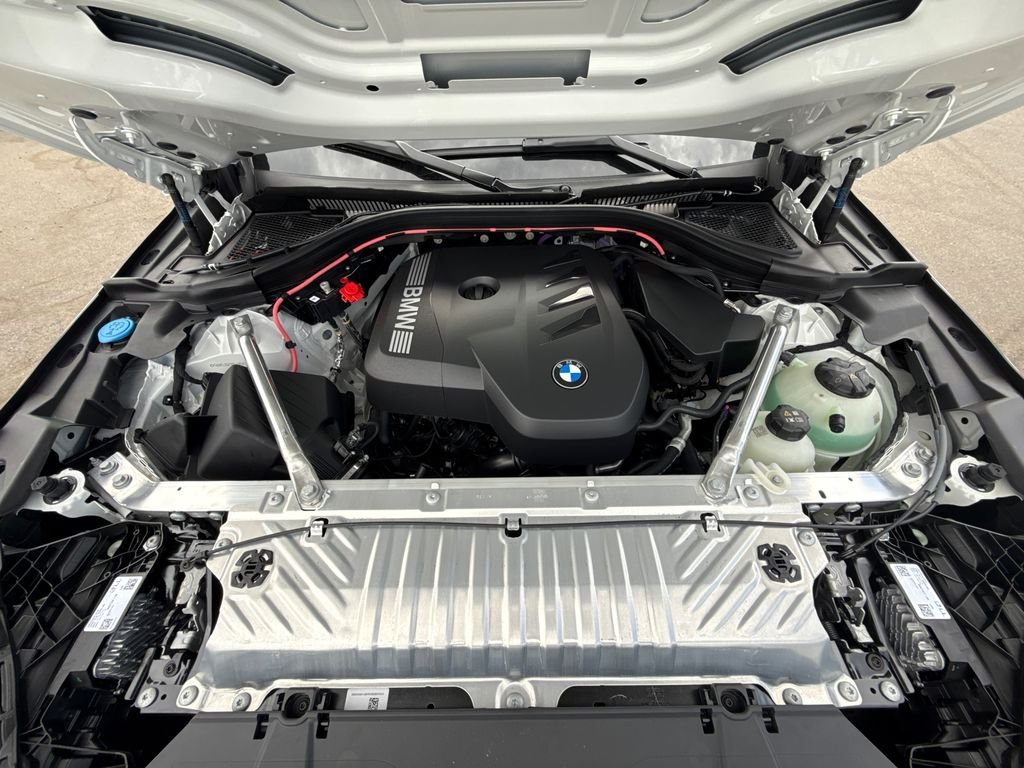 New 2026 Alpine White BMW 30 xDrive image 8