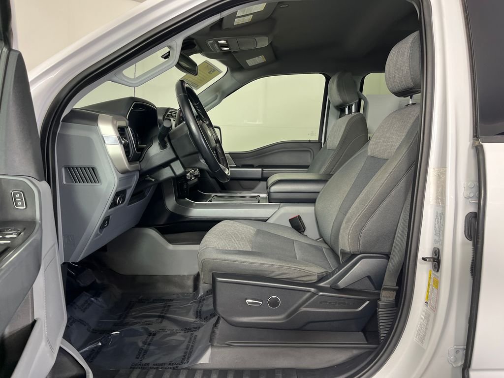Used 2021 Oxford White Ford XLT image 10