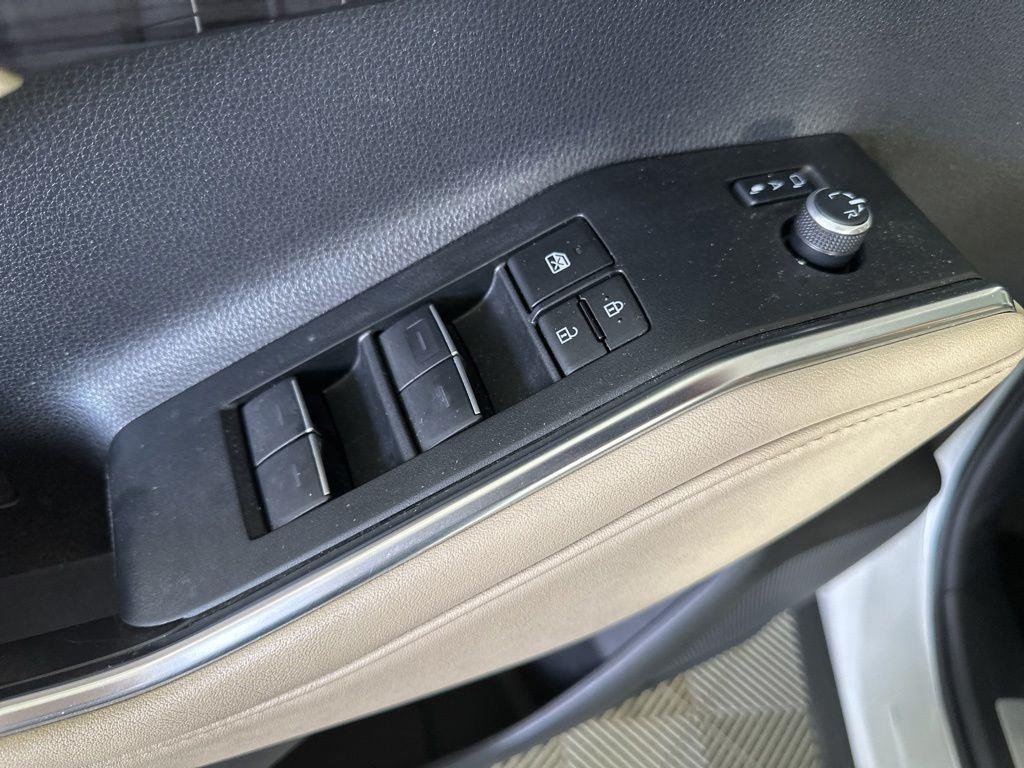 Used 2023 Pearl Toyota Limited image 14