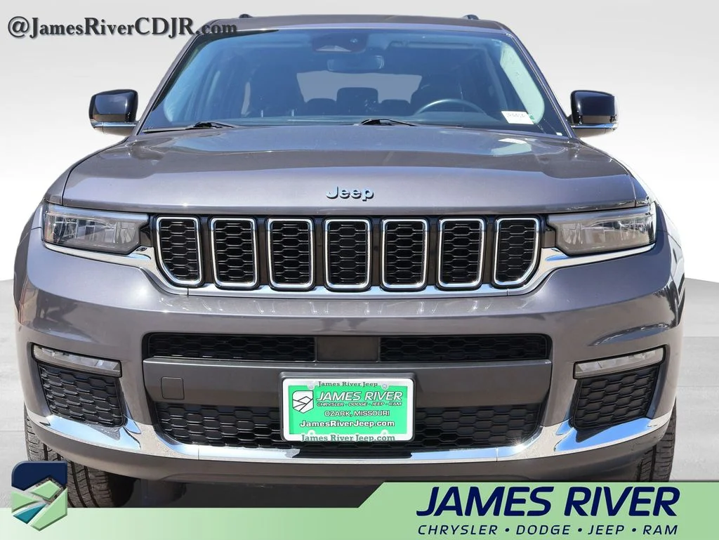 Used 2021 Gray Jeep Limited image 7