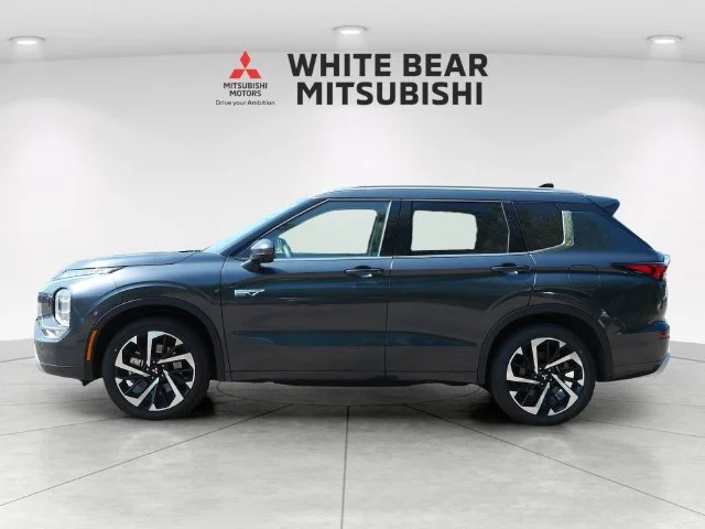 Certified Used 2025 Graphite Gray Mitsubishi SEL image 3