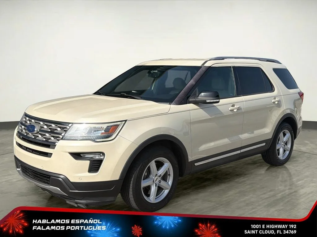 Used 2018 Beige Ford XLT image 2