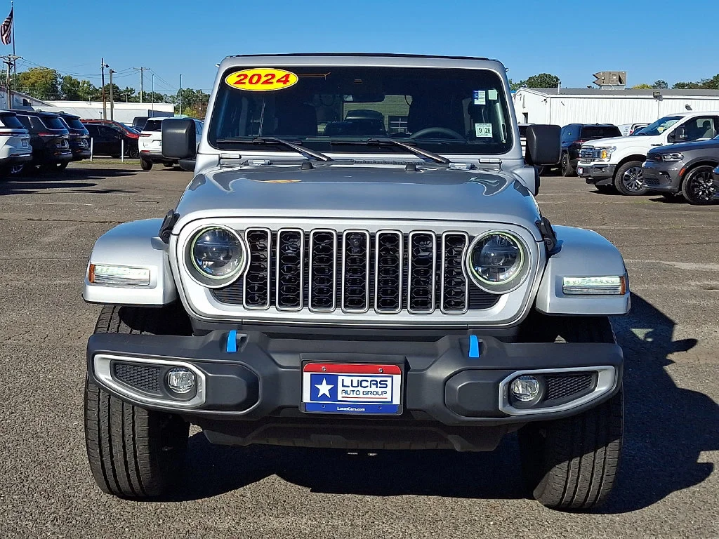 Used 2024 Silver Jeep Sahara 4xe image 4