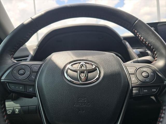 Certified Used 2022 MID BLK/WIND CHILL Toyota  image 25