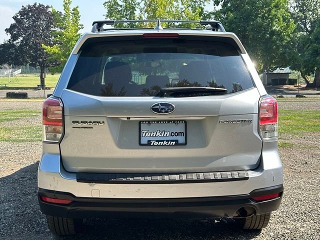 Used 2018 Ice Silver Metallic Subaru 2.5i Premium image 8
