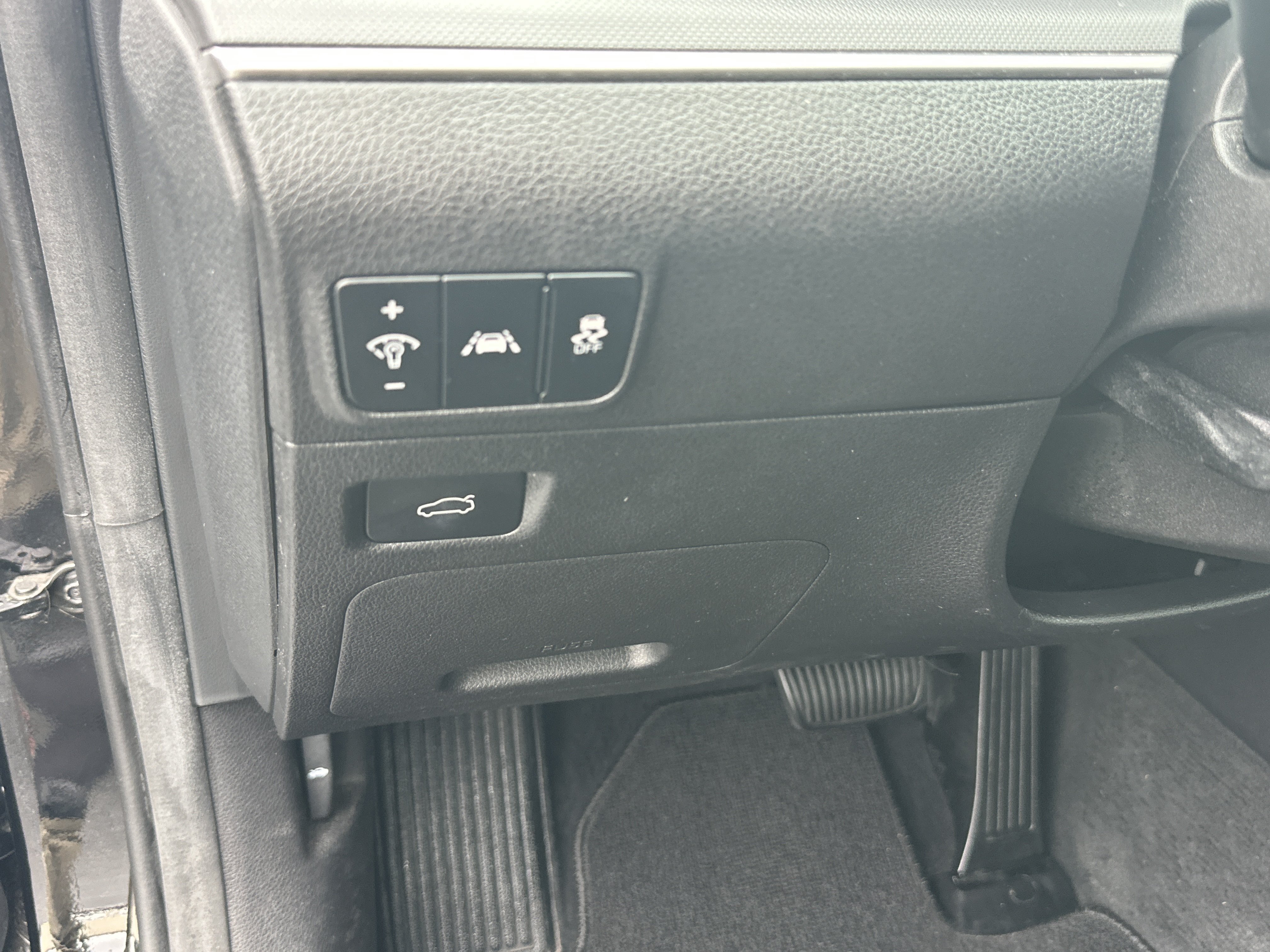 Used 2023 Ebony Black Kia GT-Line image 27