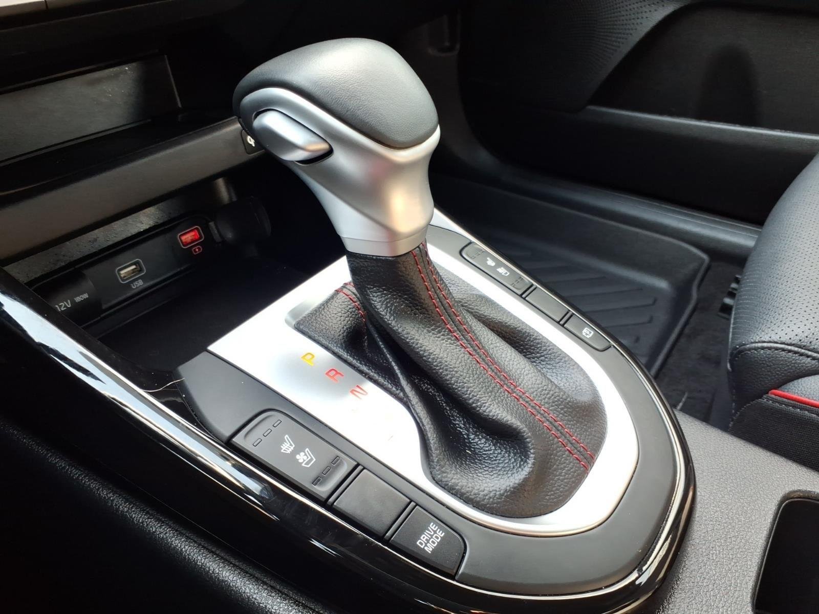 Used 2024 Snow White Pearl Kia GT image 8
