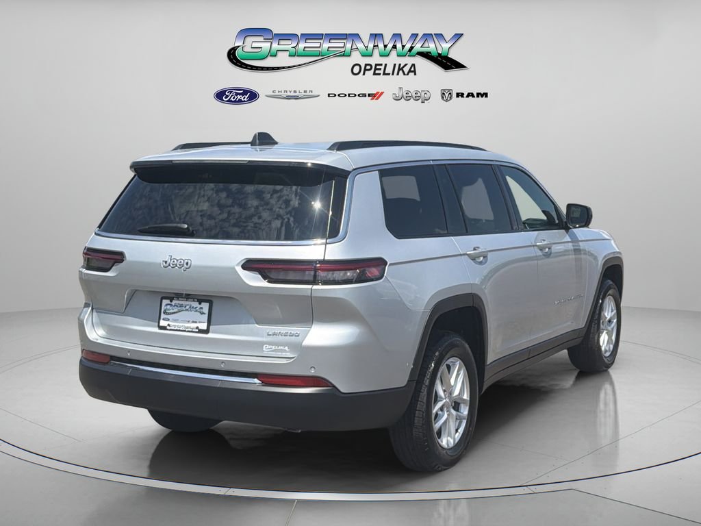 New 2026 Silver Jeep Laredo image 7