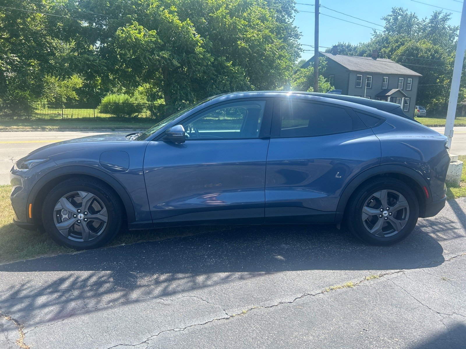 2021 Ford Mustang Mach-E Select AWD