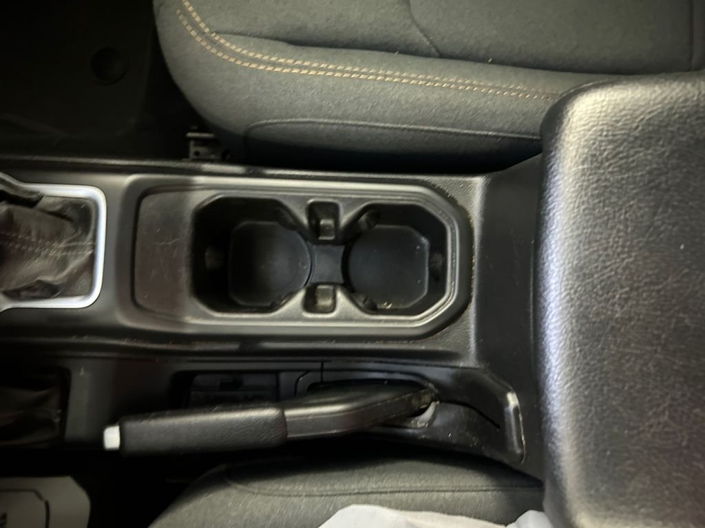 Used 2024 Gray Jeep Sport S image 23