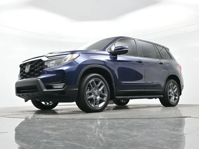 Used 2023 Blue Honda EX-L image 28