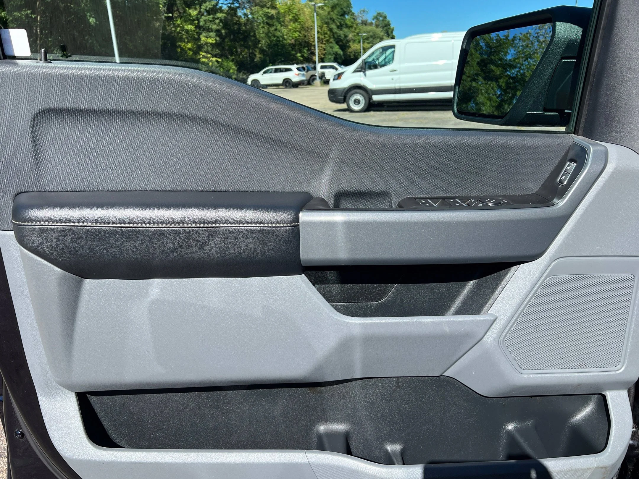 Used 2021 Blue Metallic Ford XLT image 14