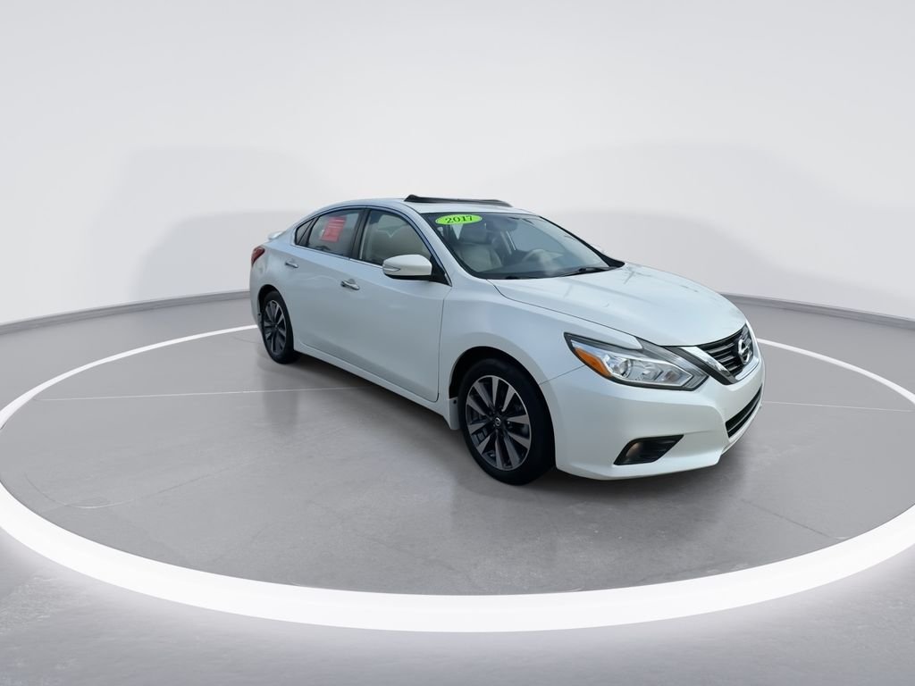 Used 2017 Nissan Altima SL with VIN 1N4AL3AP2HC115238 for sale in Covington, LA