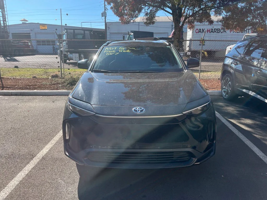 2025 Toyota bZ4X XLE