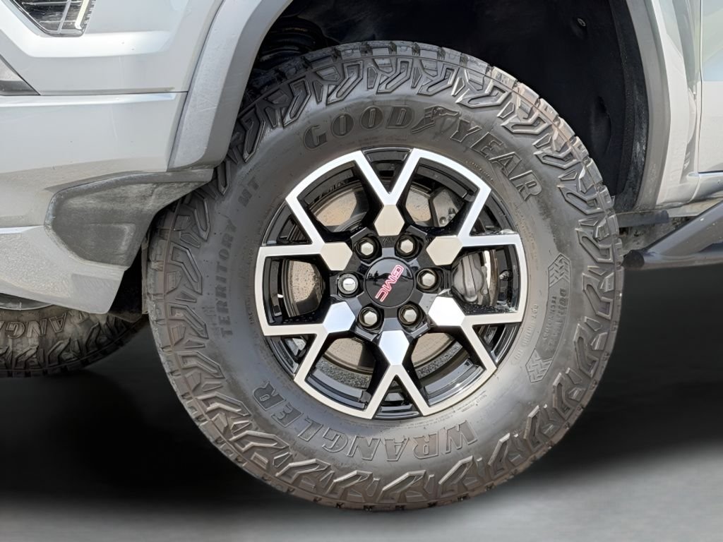 2024 GMC Canyon AT4X - Photo 25