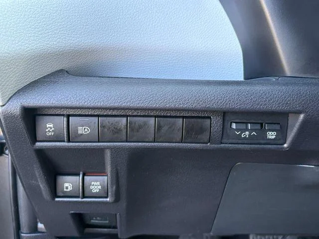Certified Used 2025 MAGNETIC GRAY MET. Toyota  image 24