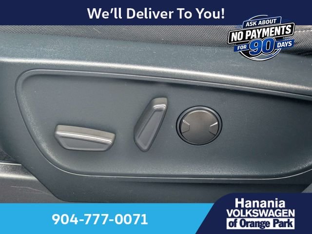 Used 2020 Blue Ford SE image 20