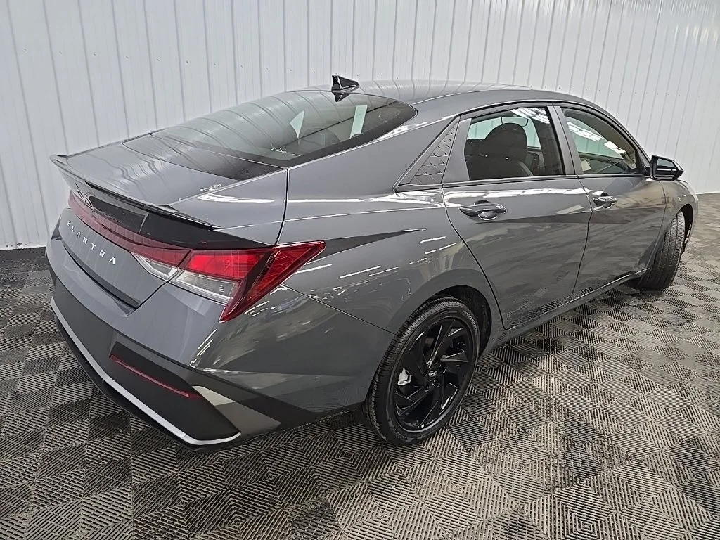 New 2026 Gray Hyundai SEL Sport image 10