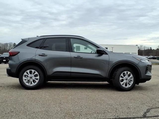 New 2026 Carbonized Gray Metallic Ford Active image 23