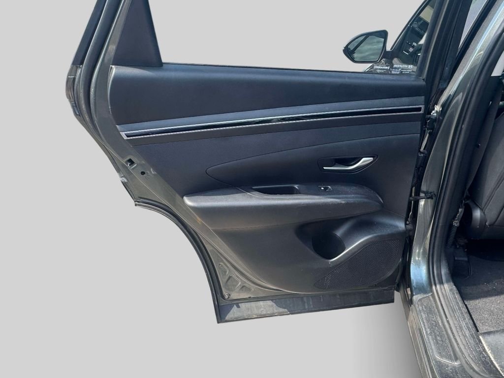 Used 2022 Gray Hyundai SEL image 10