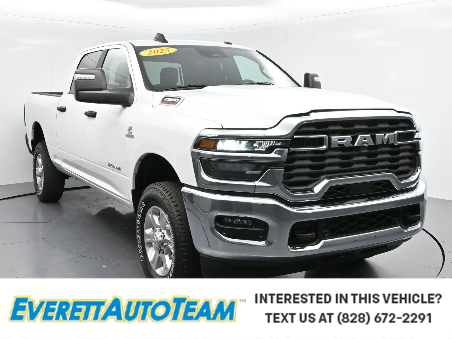 Used 2025 White Ram Big Horn image 1