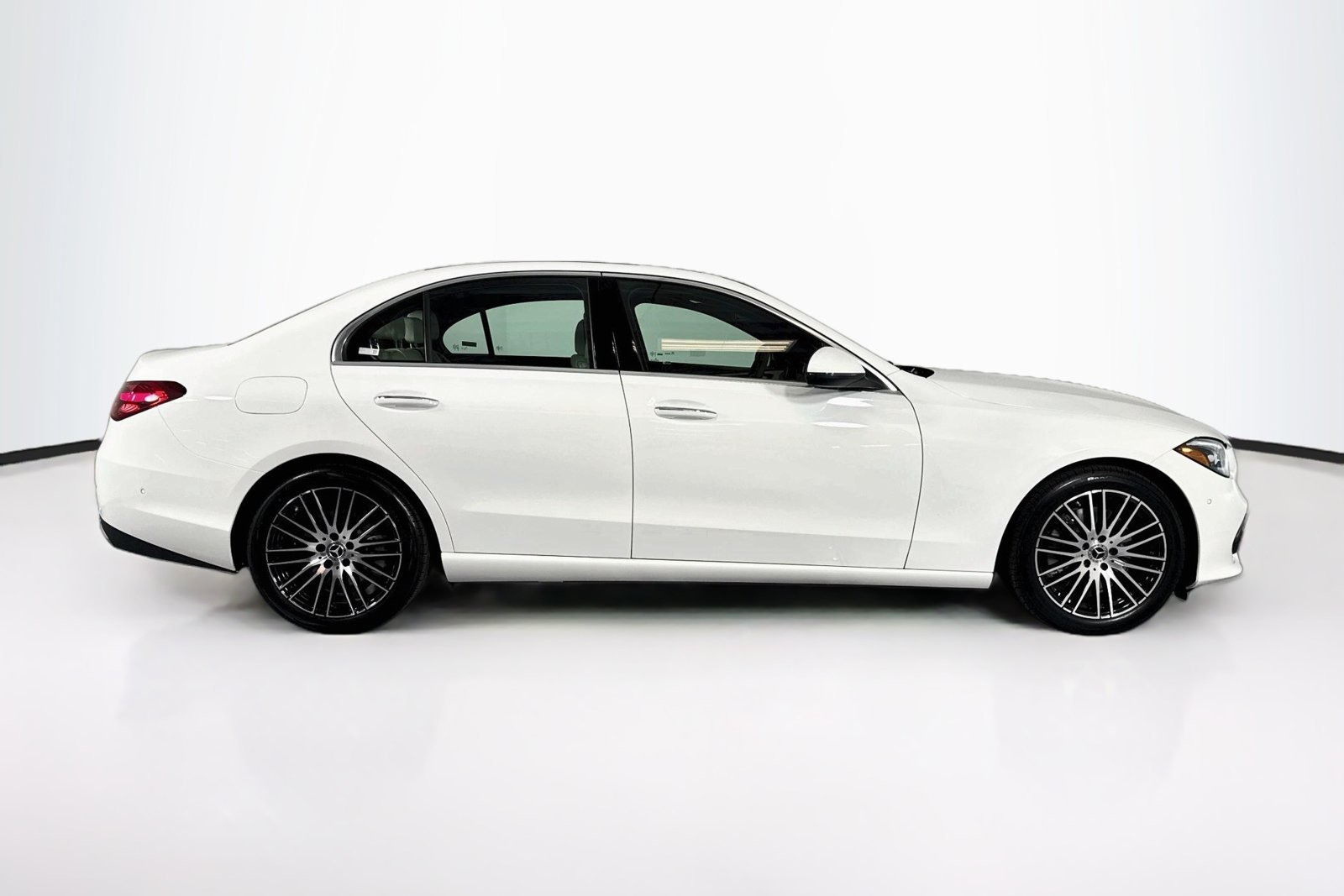 New 2026 Polar White Mercedes-Benz C 300 image 4