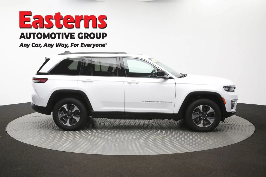 Used 2024 White Jeep 4xe image 49