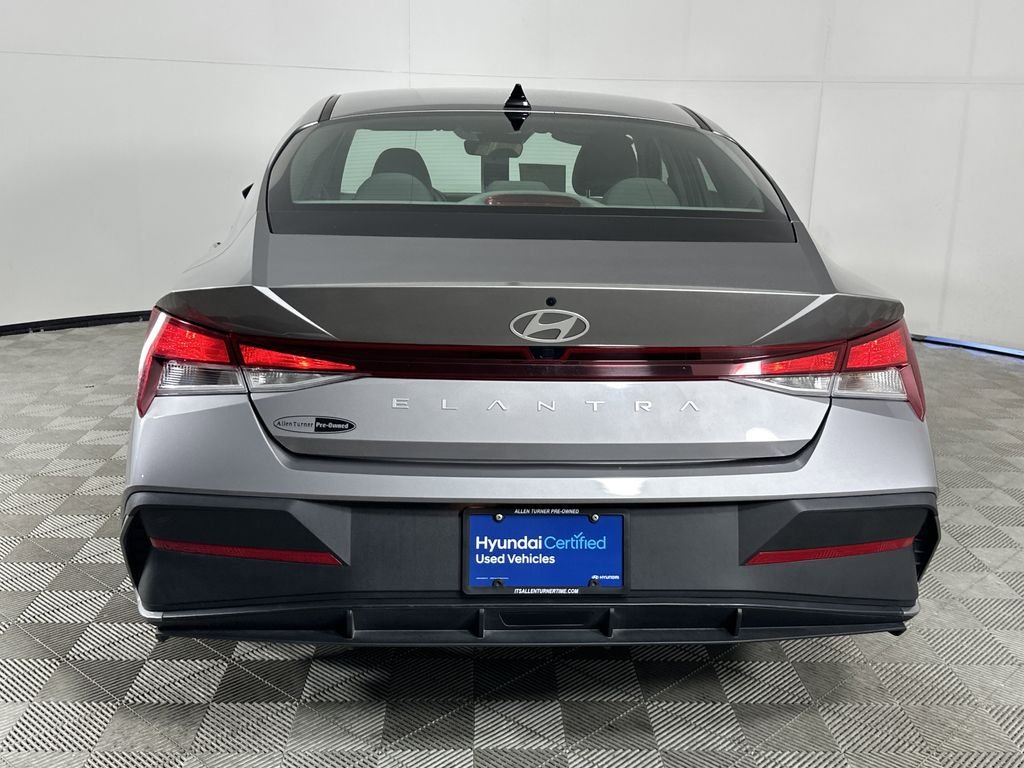 2024 Hyundai Elantra SEL - Photo 7