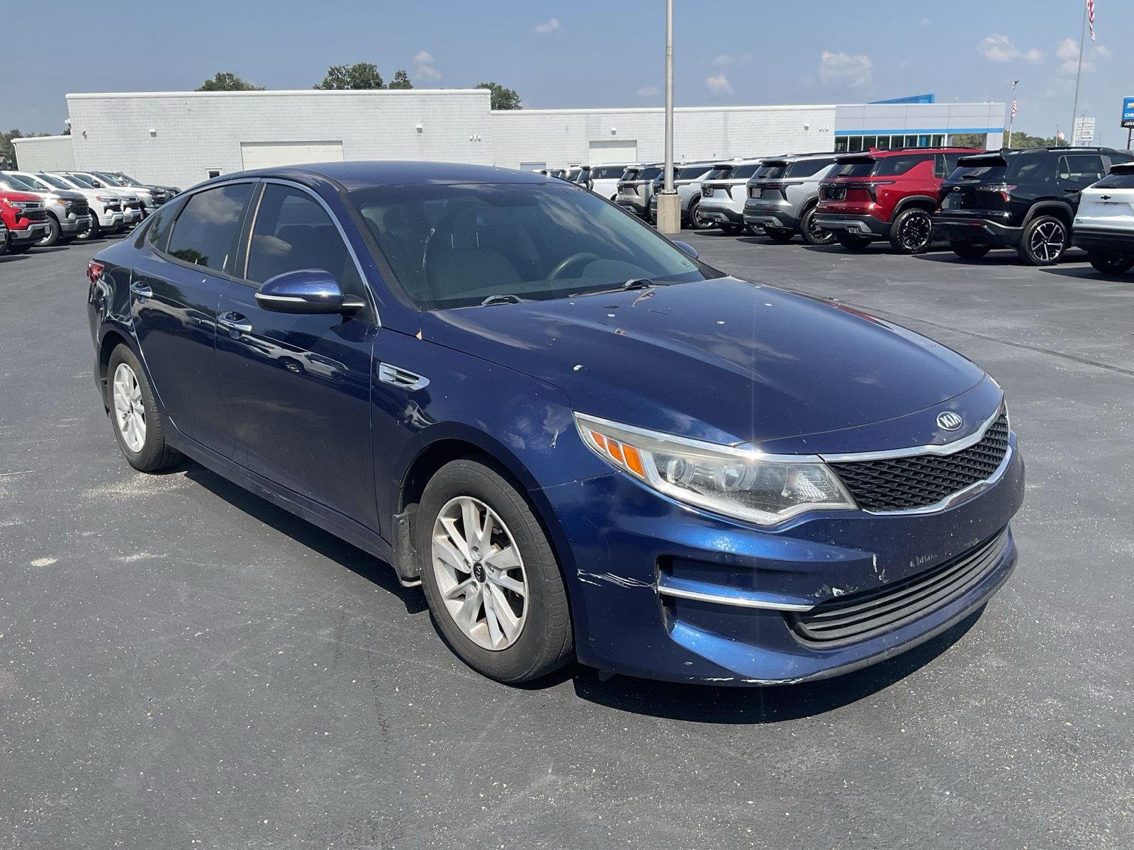 Used 2017 Horizon Blue Kia LX image 3