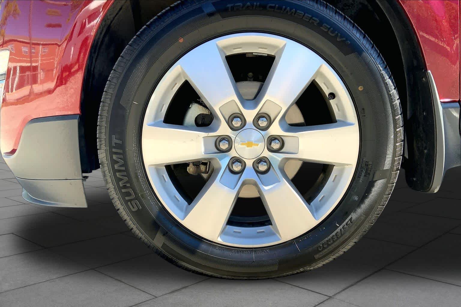 Used 2015 Siren Red Tintcoat Chevrolet LTZ image 11