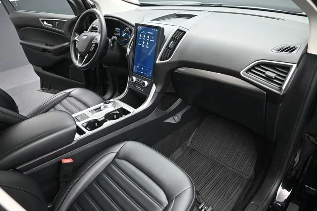 Certified Used 2023 Agate Black Metallic Ford SEL image 27
